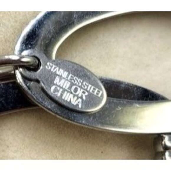 Stainless Steel Silver Oval Loop Necklace - 32" - Picture 2 of 4